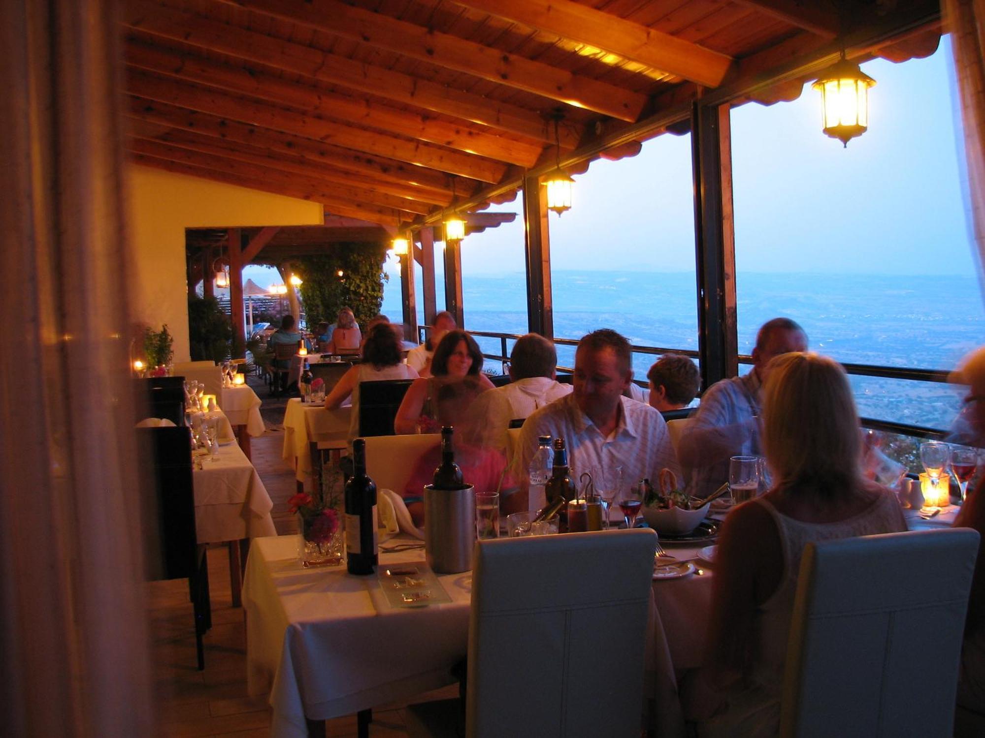 Hill View Hotel Apartments Pissouri Exterior foto