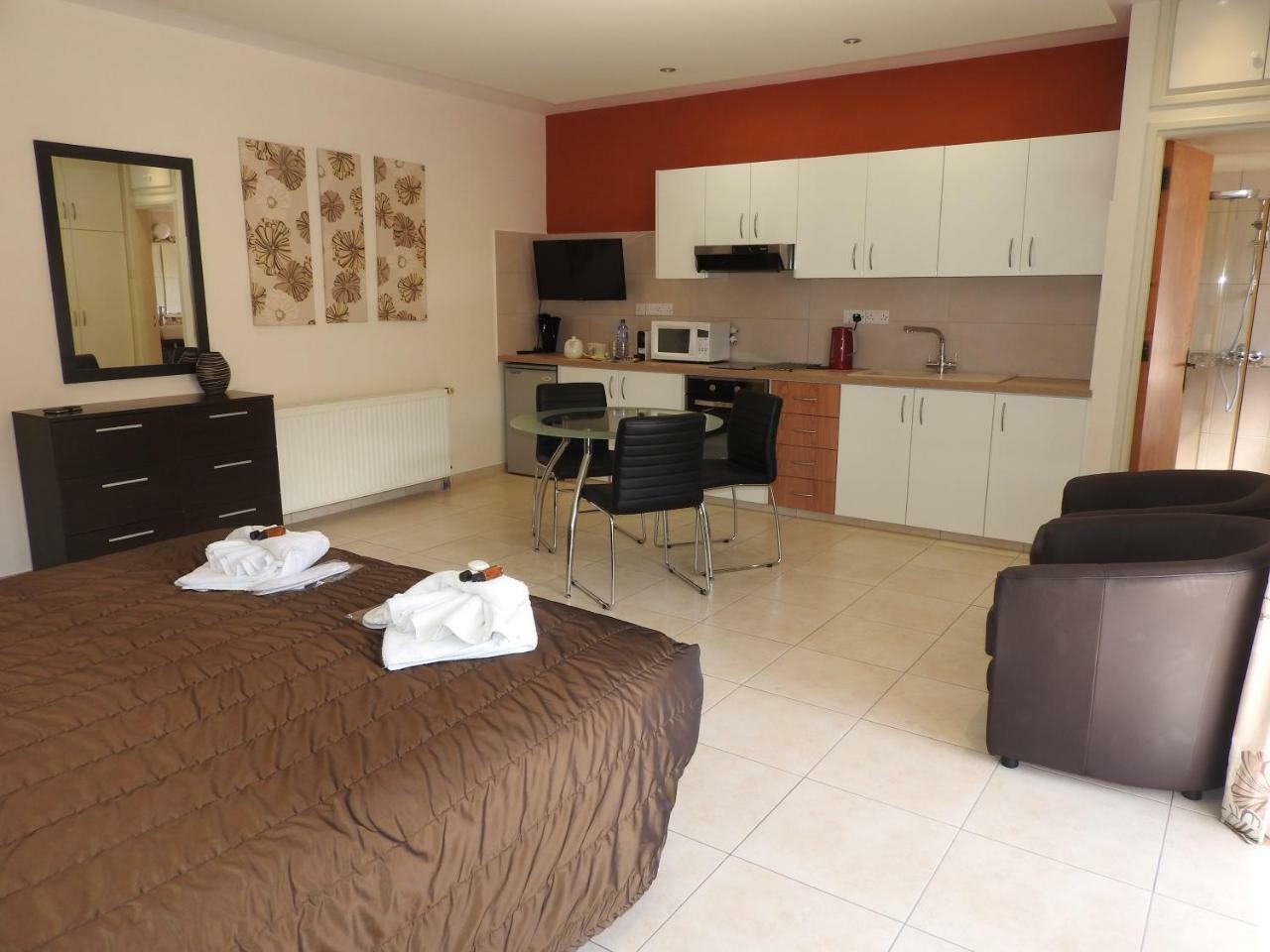 Hill View Hotel Apartments Pissouri Exterior foto
